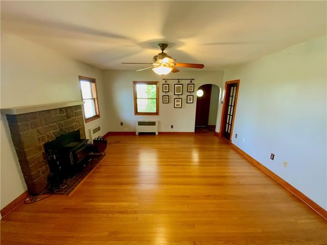629 Ridge Rd., Harmony Twp, PA 15003
