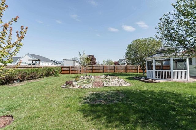 206 Cedar Avenue, Delavan, WI 53115