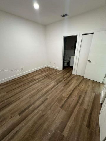 9999 NW 23rd Ave 9999, Miami, FL 33147