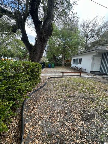 9999 NW 23rd Ave 9999, Miami, FL 33147