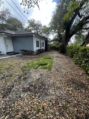 9999 NW 23rd Ave 9999, Miami, FL 33147