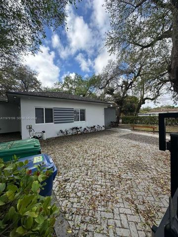 9999 NW 23rd Ave 9999, Miami, FL 33147