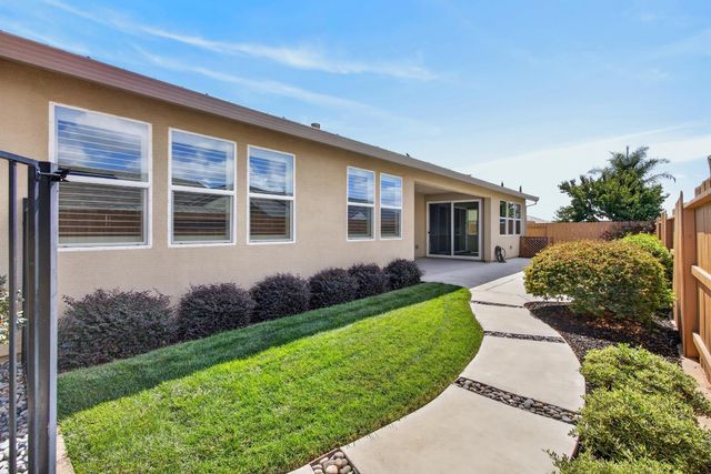 124 Basile Ct, Lincoln, CA 95648