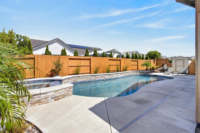 124 Basile Ct, Lincoln, CA 95648