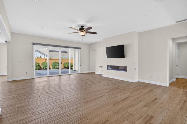 124 Basile Ct, Lincoln, CA 95648