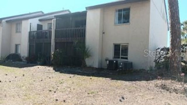 2724 HIDDEN LAKE BOULEVARD A, Sarasota, FL 34237