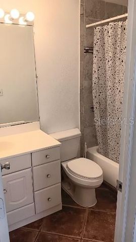 2724 HIDDEN LAKE BOULEVARD A, Sarasota, FL 34237