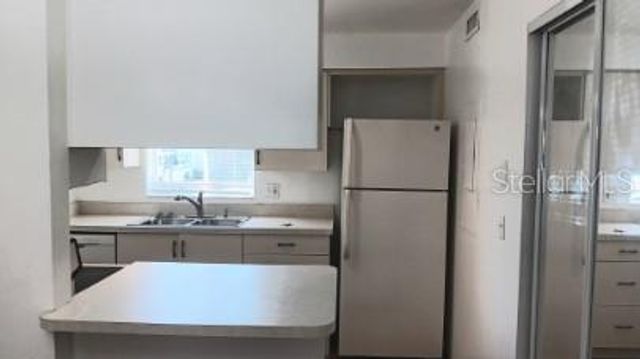 2724 HIDDEN LAKE BOULEVARD A, Sarasota, FL 34237