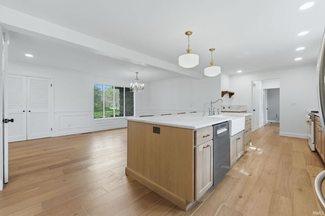 16206 Canyon Ridge Road, Leo, IN 46765