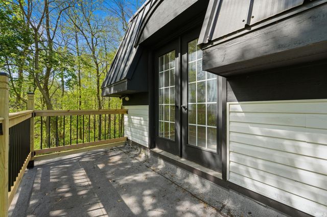 16206 Canyon Ridge Road, Leo, IN 46765