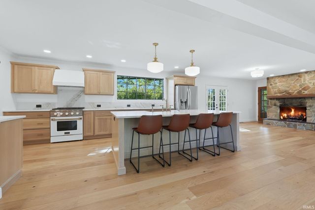 16206 Canyon Ridge Road, Leo, IN 46765
