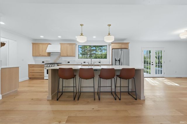 16206 Canyon Ridge Road, Leo, IN 46765