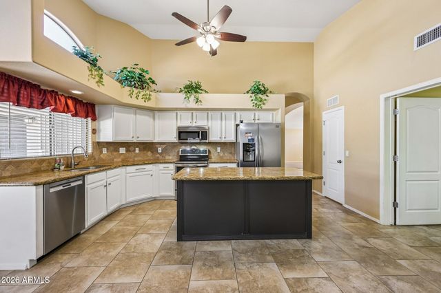 12740 W CAMBRIDGE Avenue, Avondale, AZ 85392