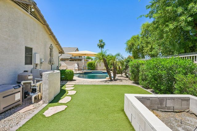 12740 W CAMBRIDGE Avenue, Avondale, AZ 85392