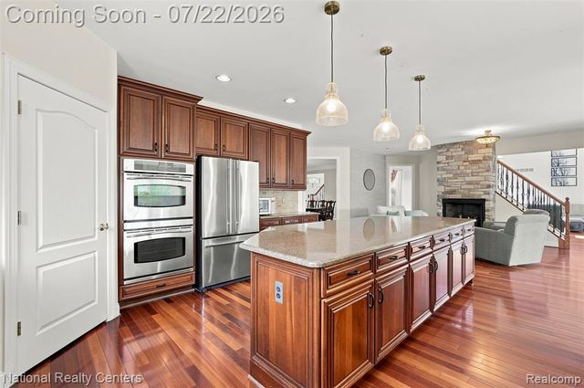 17477 Mystic Valley Court, Northville, MI 48168