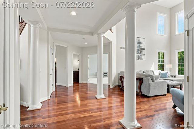 17477 Mystic Valley Court, Northville, MI 48168