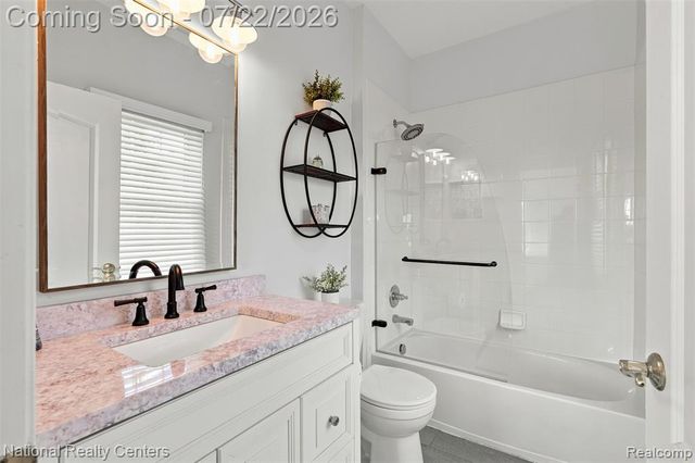 17477 Mystic Valley Court, Northville, MI 48168