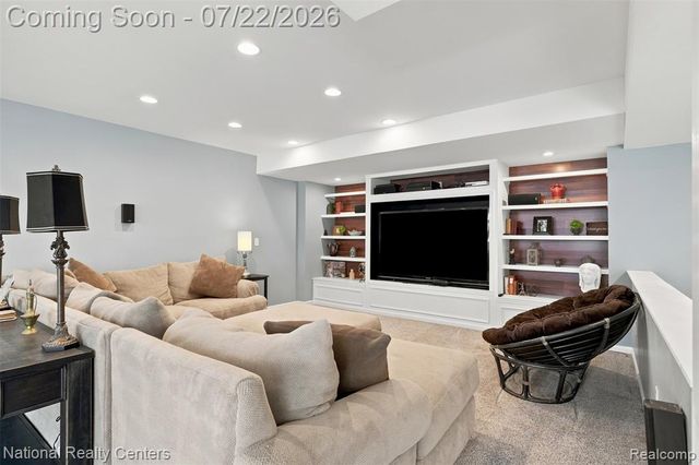 17477 Mystic Valley Court, Northville, MI 48168