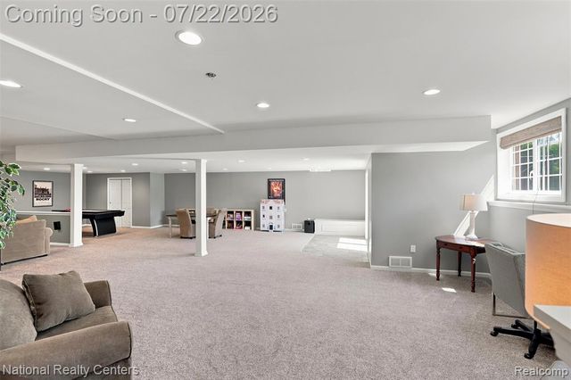 17477 Mystic Valley Court, Northville, MI 48168