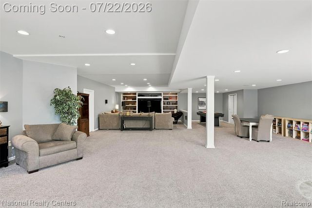 17477 Mystic Valley Court, Northville, MI 48168