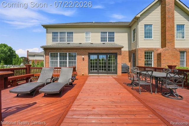 17477 Mystic Valley Court, Northville, MI 48168