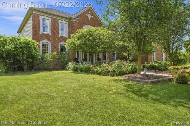 17477 Mystic Valley Court, Northville, MI 48168