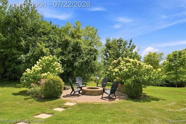 17477 Mystic Valley Court, Northville, MI 48168
