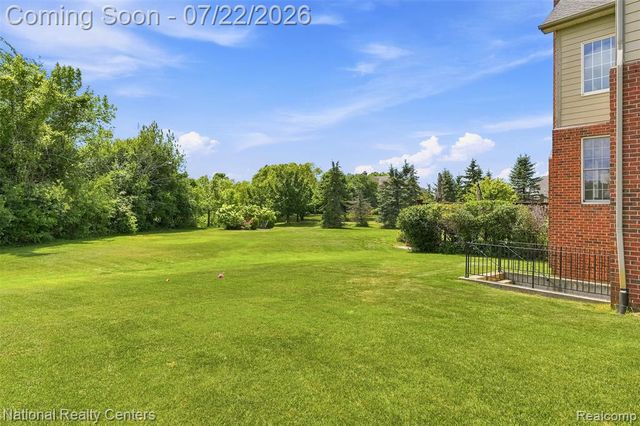 17477 Mystic Valley Court, Northville, MI 48168