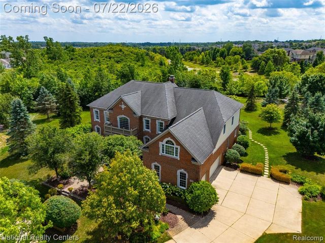 17477 Mystic Valley Court, Northville, MI 48168