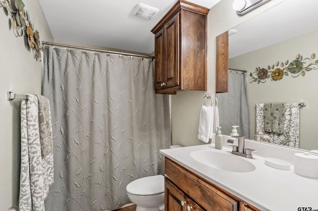 489 Miller St, Frankston, TX 75763