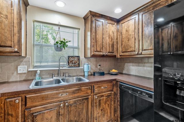 489 Miller St, Frankston, TX 75763