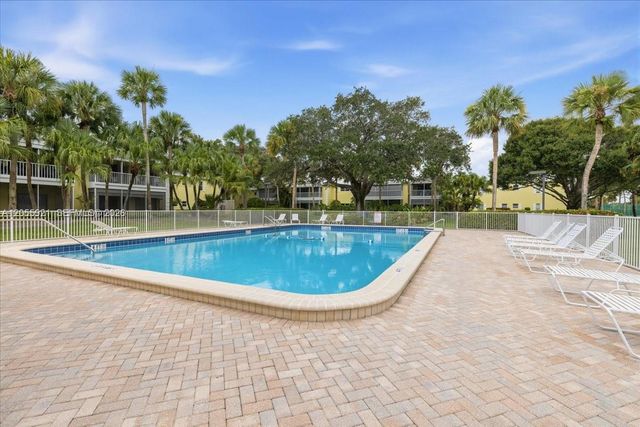 1600 SE Saint Lucie Boulevard 110, Stuart, FL 34996