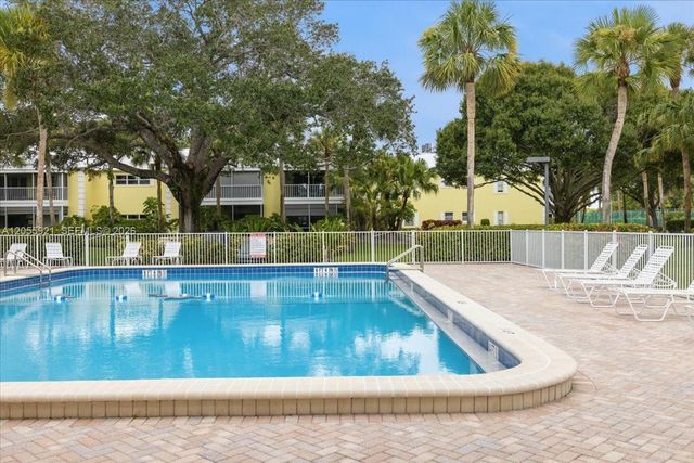 1600 SE Saint Lucie Boulevard 110, Stuart, FL 34996