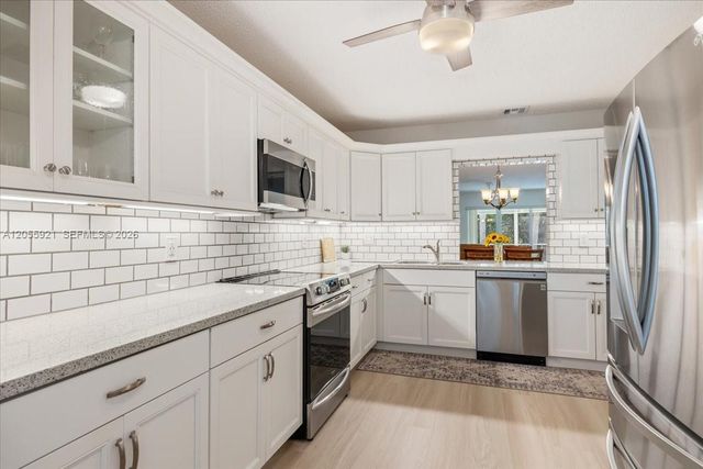 1600 SE Saint Lucie Boulevard 110, Stuart, FL 34996