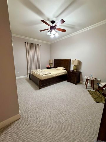 12057 Lake Estates Ave, Baton Rouge, LA 70810