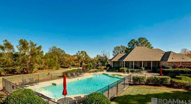 12057 Lake Estates Ave, Baton Rouge, LA 70810