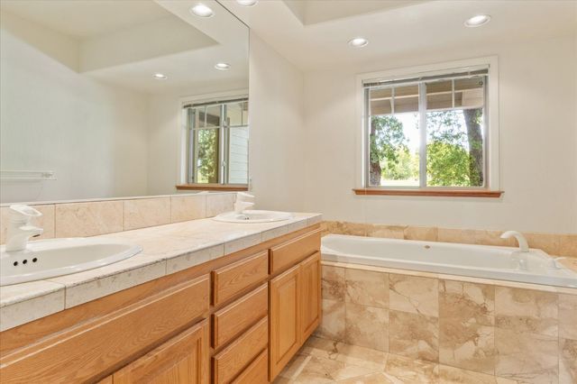 379 Perlina Terrace, Angels Camp, CA 95222