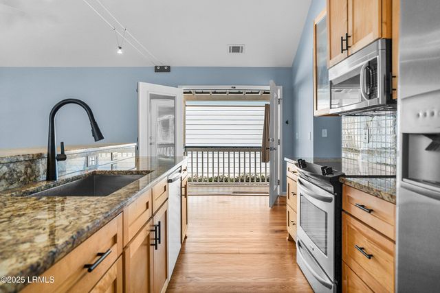 635 16th Street, Port Royal, SC 29935