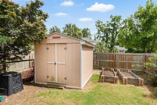 635 16th Street, Port Royal, SC 29935