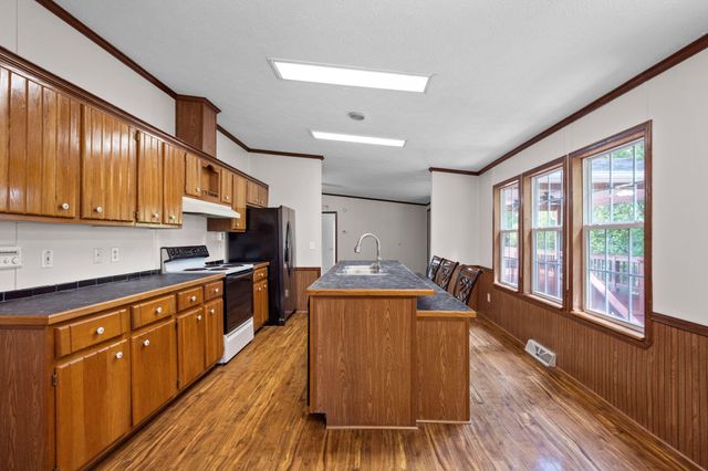 288 Five Points Road, Dayton, TN 37321