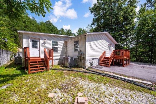 288 Five Points Road, Dayton, TN 37321