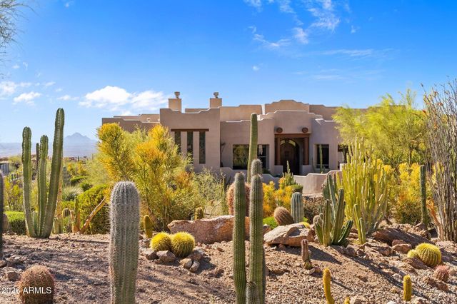 4252 N DIAMOND Point, Mesa, AZ 85207