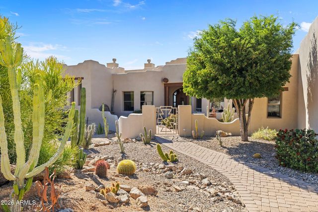 4252 N DIAMOND Point, Mesa, AZ 85207