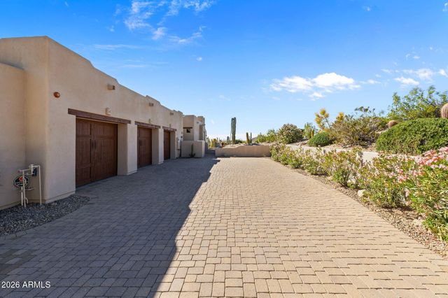 4252 N DIAMOND Point, Mesa, AZ 85207