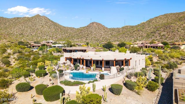 4252 N DIAMOND Point, Mesa, AZ 85207