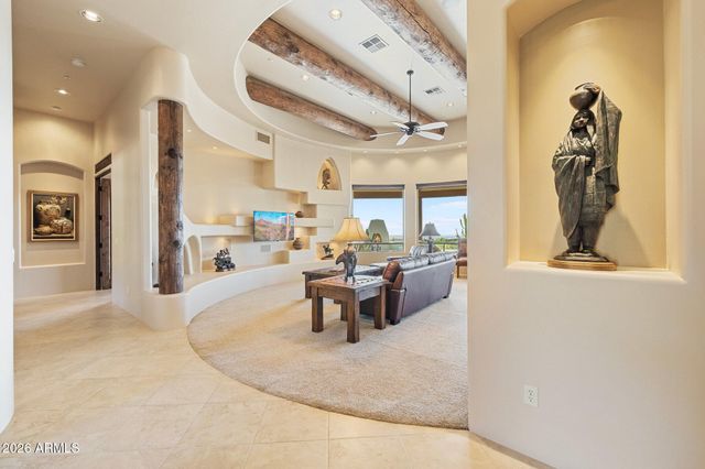 4252 N DIAMOND Point, Mesa, AZ 85207