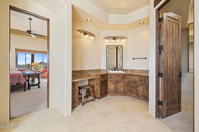 4252 N DIAMOND Point, Mesa, AZ 85207