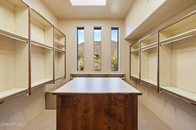 4252 N DIAMOND Point, Mesa, AZ 85207