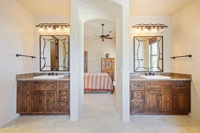 4252 N DIAMOND Point, Mesa, AZ 85207