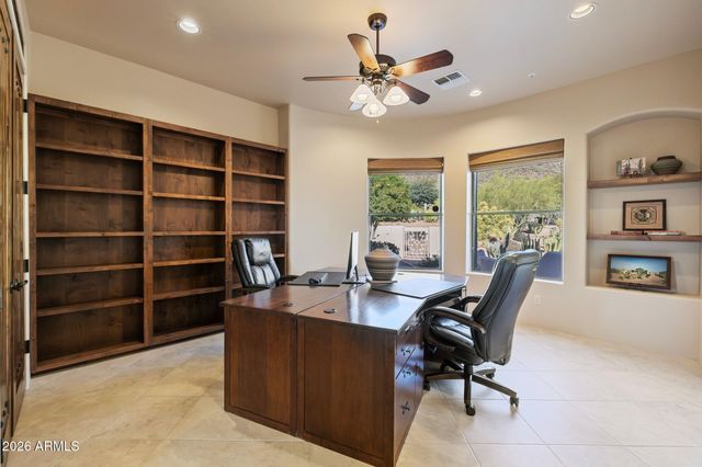 4252 N DIAMOND Point, Mesa, AZ 85207